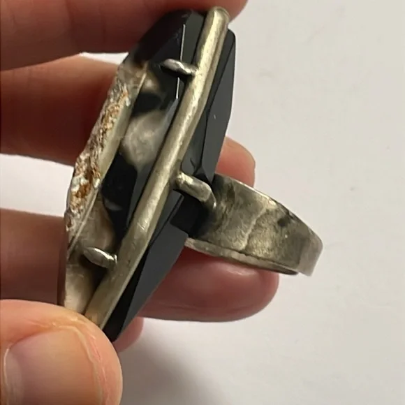 Chan Luu Ring - Picture 6 of 8